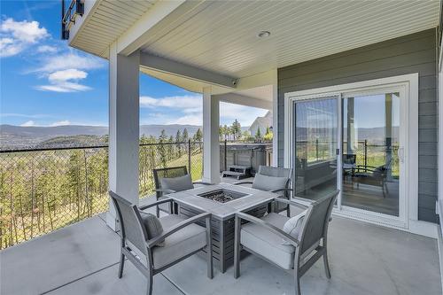 121 Upper Canyon Drive, Kelowna, BC - Outdoor With Deck Patio Veranda With Exterior