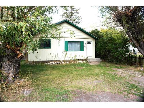 4953 Stevens Avenue, Canal Flats, BC - Outdoor