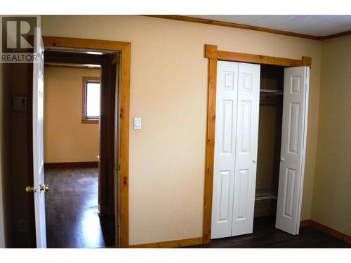 4953 Stevens Avenue, Canal Flats, BC - Indoor Photo Showing Other Room