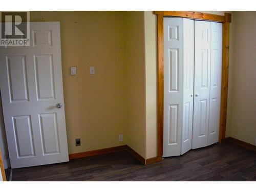 4953 Stevens Avenue, Canal Flats, BC - Indoor Photo Showing Other Room