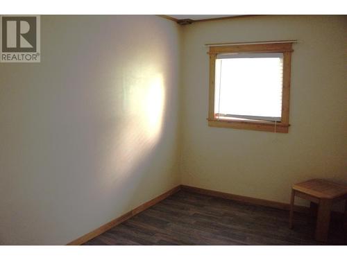 4953 Stevens Avenue, Canal Flats, BC - Indoor Photo Showing Other Room