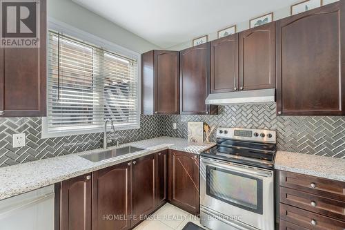 91 Eclipse Place, Oshawa, ON - Indoor Photo Showing Kitchen