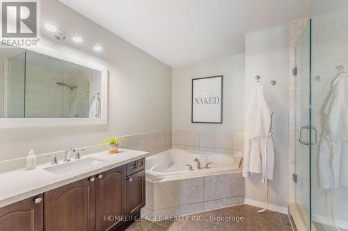 91 Eclipse Place, Oshawa, ON - Indoor Photo Showing Bathroom