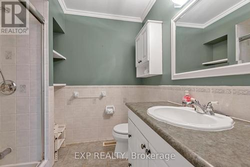 853 Fairview Avenue, Pickering, ON - Indoor Photo Showing Bathroom