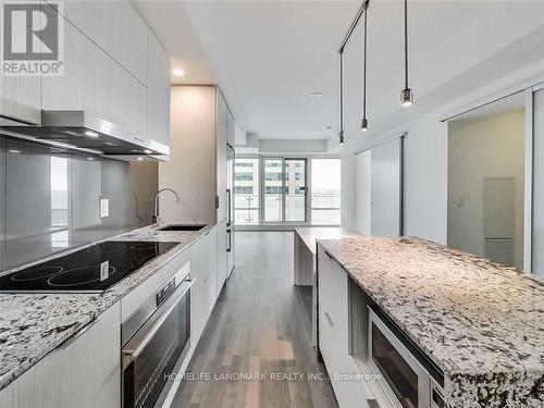 1412 - 1 Bloor Street E, Toronto, ON - Indoor Photo Showing Kitchen With Upgraded Kitchen