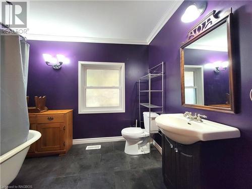 4986 Highway 21, Saugeen Shores, ON - Indoor Photo Showing Bathroom