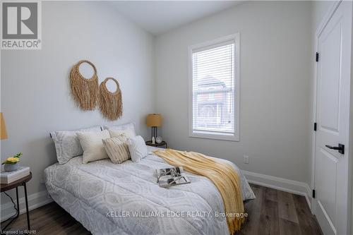 5 Florence Street, Hamilton, ON - Indoor Photo Showing Bedroom