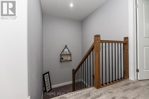 16 - 61 Vienna Road, Tillsonburg, ON - Indoor Photo Showing Other Room