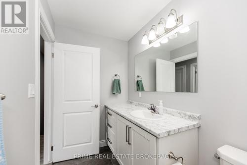 16 - 61 Vienna Road, Tillsonburg, ON - Indoor Photo Showing Bathroom