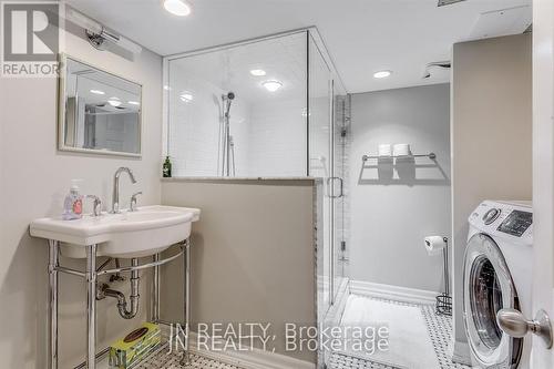 308 Harbord Street, Toronto, ON - Indoor Photo Showing Laundry Room