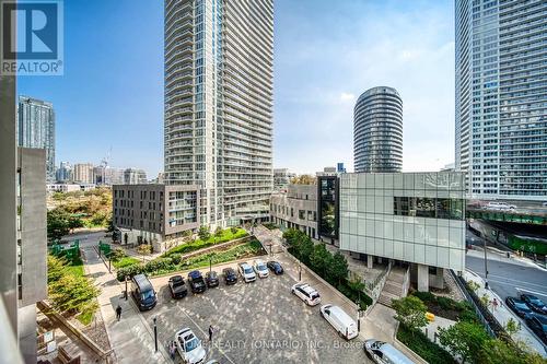 706 - 85 Queens Wharf Road, Toronto, ON - Outdoor With Facade