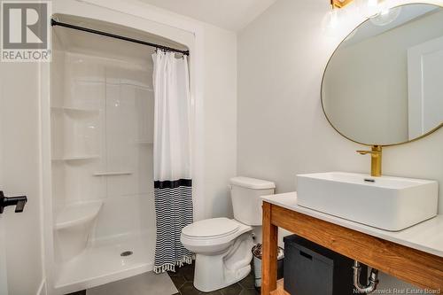 47 Aiden Street, Fredericton, NB - Indoor Photo Showing Bathroom