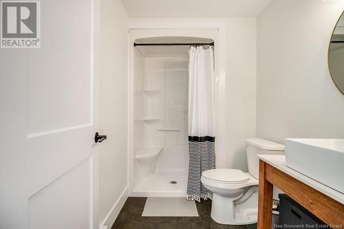 47 Aiden Street, Fredericton, NB - Indoor Photo Showing Bathroom