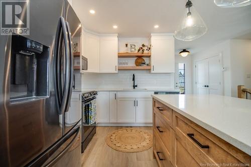 47 Aiden Street, Fredericton, NB - Indoor Photo Showing Kitchen With Upgraded Kitchen