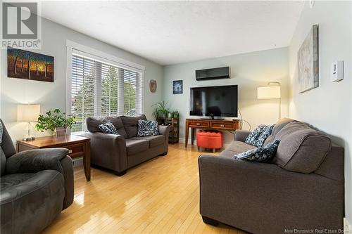 154 Logan Lane, Moncton, NB - Indoor Photo Showing Living Room