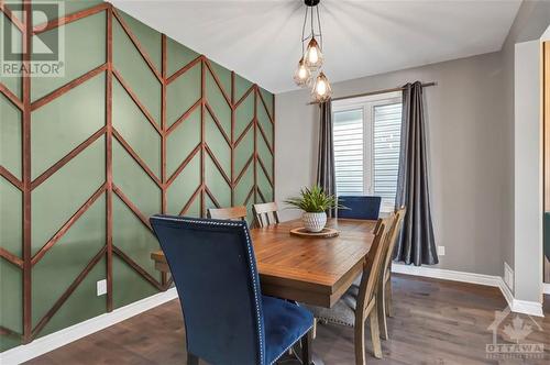 213 Enclave Walk, Ottawa, ON - Indoor Photo Showing Dining Room