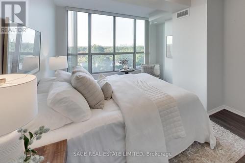 909 - 1110 Walden Circle, Mississauga, ON - Indoor Photo Showing Bedroom