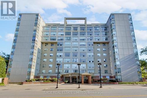 909 - 1110 Walden Circle, Mississauga, ON - Outdoor With Facade