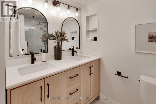 909 - 1110 Walden Circle, Mississauga, ON - Indoor Photo Showing Bathroom