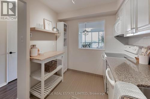 909 - 1110 Walden Circle, Mississauga, ON - Indoor Photo Showing Laundry Room