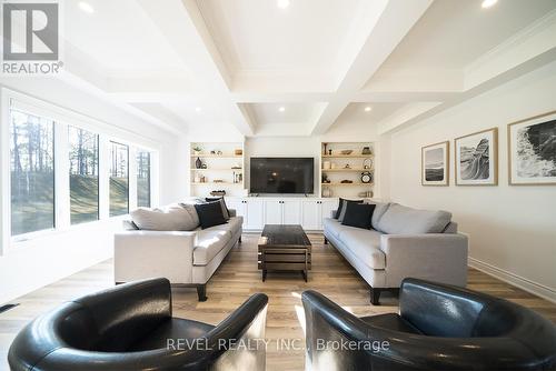 113 Daugaard Avenue, Brant, ON - Indoor Photo Showing Living Room