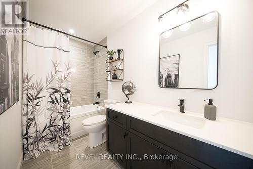 113 Daugaard Avenue, Brant, ON - Indoor Photo Showing Bathroom