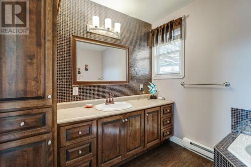 287 Main Road, Norman'S Cove-Long Cove, NL - Indoor Photo Showing Bathroom