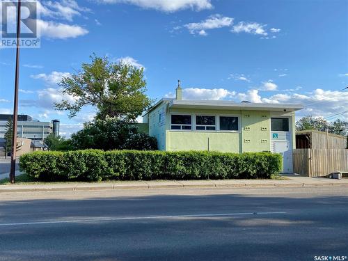 176 4Th Avenue Nw, Swift Current, SK 