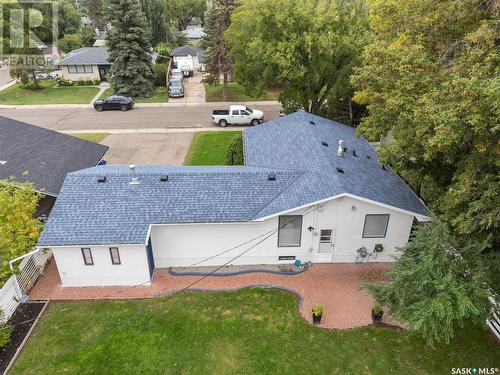 8 Sullivan Street, Saskatoon, SK - Outdoor