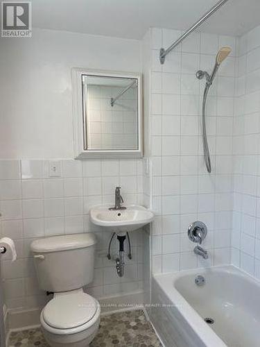 Studio - 347 Walmer Road, Toronto, ON - Indoor Photo Showing Bathroom