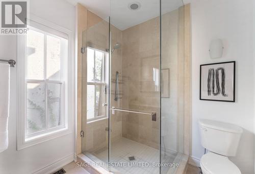 68 Aberdeen Avenue, Toronto, ON - Indoor Photo Showing Bathroom