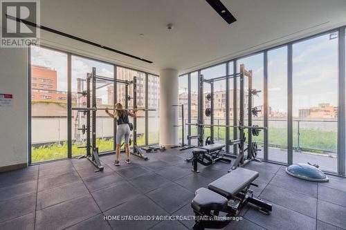 3004 - 25 Richmond Street E, Toronto, ON - Indoor Photo Showing Gym Room