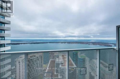 5707 - 100 Harbour Street, Toronto, ON -  With Body Of Water With View