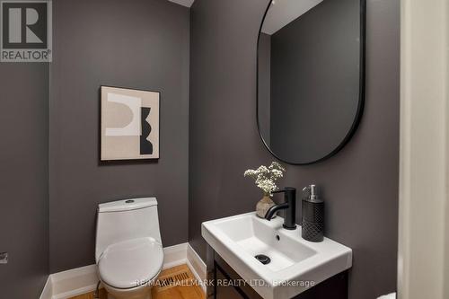 100 Blantyre Avenue, Toronto, ON - Indoor Photo Showing Bathroom