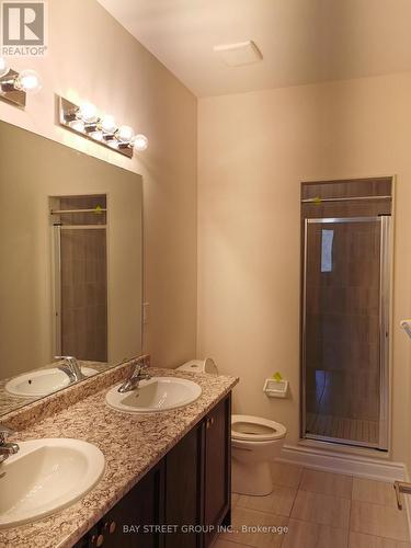 251 Tennant Circle, Vaughan, ON - Indoor Photo Showing Bathroom