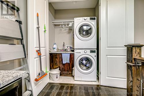 67 Hartney Drive, Richmond Hill, ON - Indoor Photo Showing Laundry Room