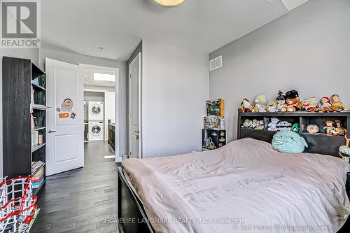 67 Hartney Drive, Richmond Hill, ON - Indoor Photo Showing Bedroom