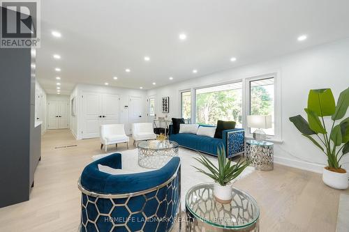 4206 19Th Avenue, Markham, ON - Indoor Photo Showing Living Room