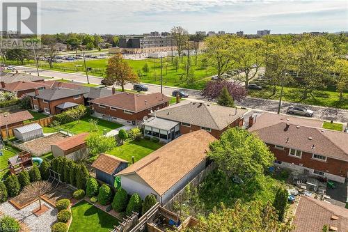 122 Rainbow Drive, Hamilton, ON - Outdoor With View