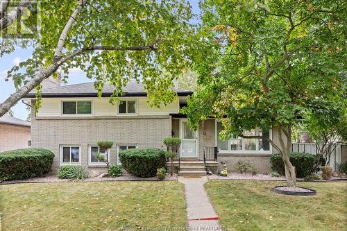 490 Dormar Drive, Windsor, ON - Outdoor With Facade