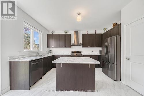 375 Leanne Lane, Shelburne, ON - Indoor Photo Showing Kitchen