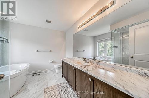 375 Leanne Lane, Shelburne, ON - Indoor Photo Showing Bathroom