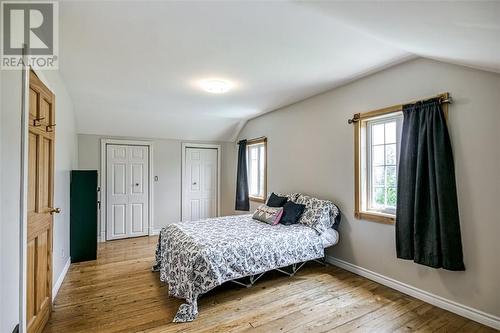 463 Kipling Road W, Warren, ON - Indoor Photo Showing Bedroom