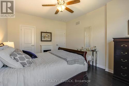 8 Beausoleil Drive, Penetanguishene, ON - Indoor Photo Showing Bedroom