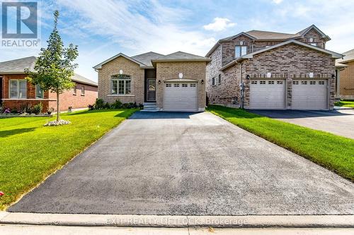 8 Beausoleil Drive, Penetanguishene, ON - Outdoor With Facade