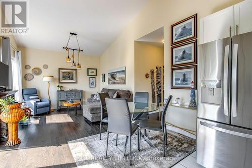 8 Beausoleil Drive, Penetanguishene, ON - Indoor Photo Showing Dining Room