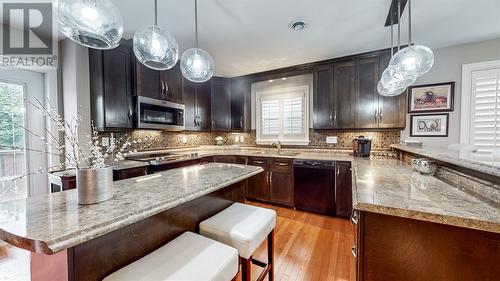 9 Sgt Craig Gillam Avenue, St. John'S, NL - Indoor Photo Showing Kitchen With Double Sink With Upgraded Kitchen