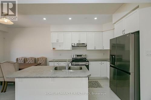 15 Hitchman Street, Brant, ON - Indoor Photo Showing Kitchen With Upgraded Kitchen