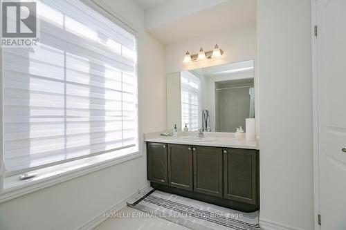 15 Hitchman Street, Brant, ON - Indoor Photo Showing Bathroom