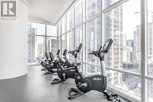 1412 - 1 Bloor Street E, Toronto, ON - Indoor Photo Showing Gym Room